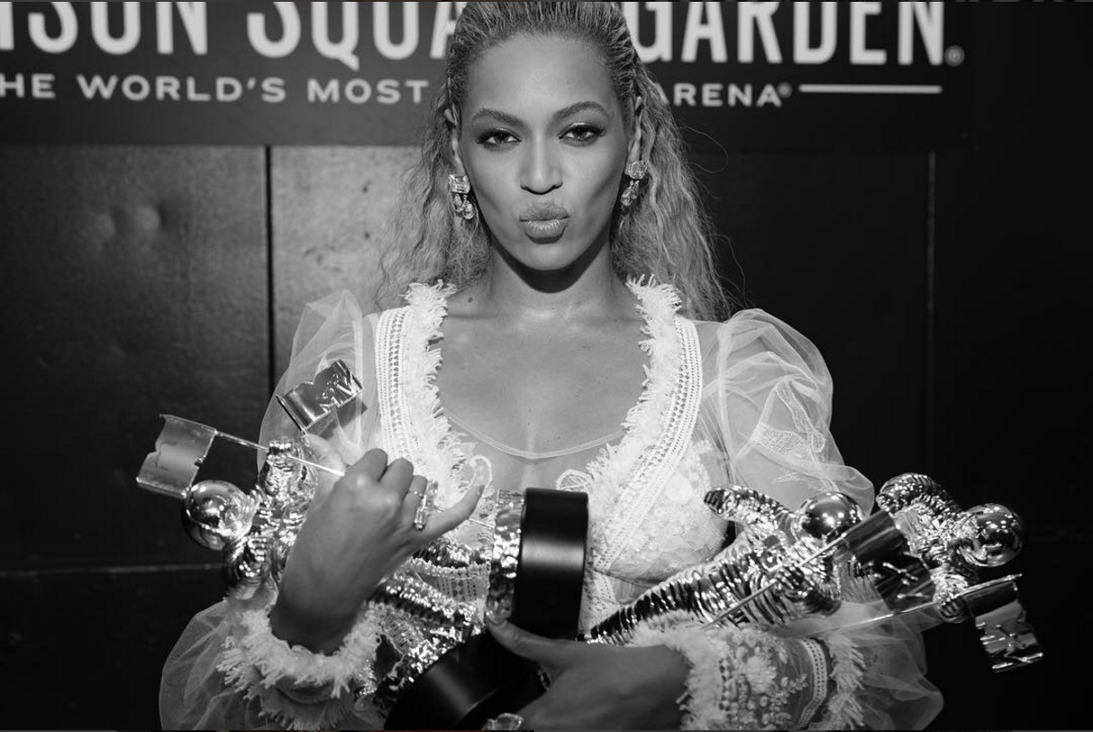 Beyoncé Celebrates 35th Birthday With An Epic 'Soul Train'-Themed Party
